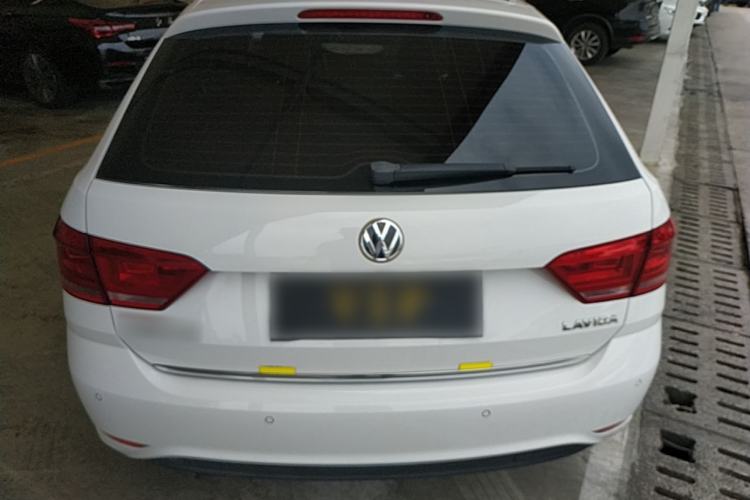 Used Volkswagen Gran Lavida 2015 1.6L Automatic Comfort Edition Rear