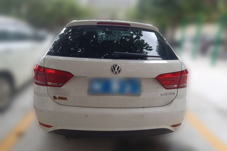 Used Volkswagen Gran Lavida 2015 1.6L Automatic Fashion Edition Rear