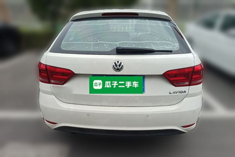 Used Volkswagen Gran Lavida 2015 1.6L Automatic Fashion Edition Rear
