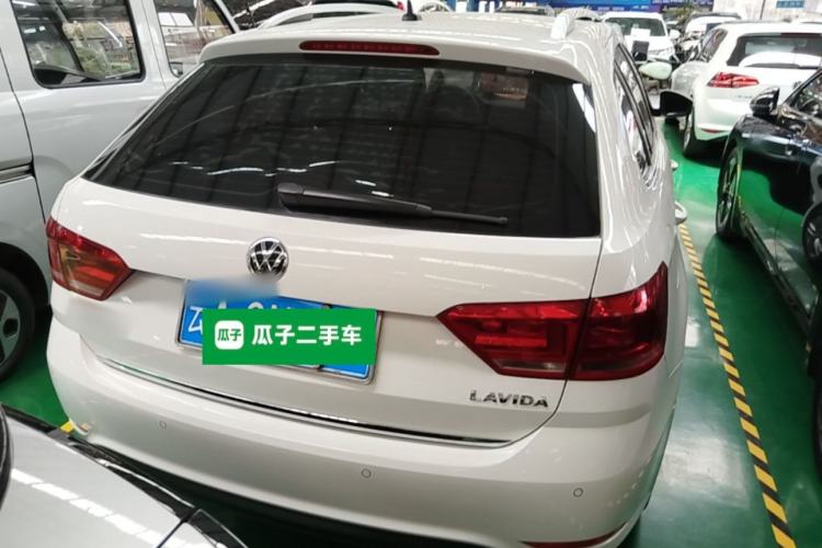 Used Volkswagen Gran Lavida 2015 1.6L Manual Comfort Edition Rear