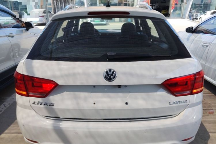 Used Volkswagen Gran Lavida 2015 1.6L Automatic Comfort Edition Rear