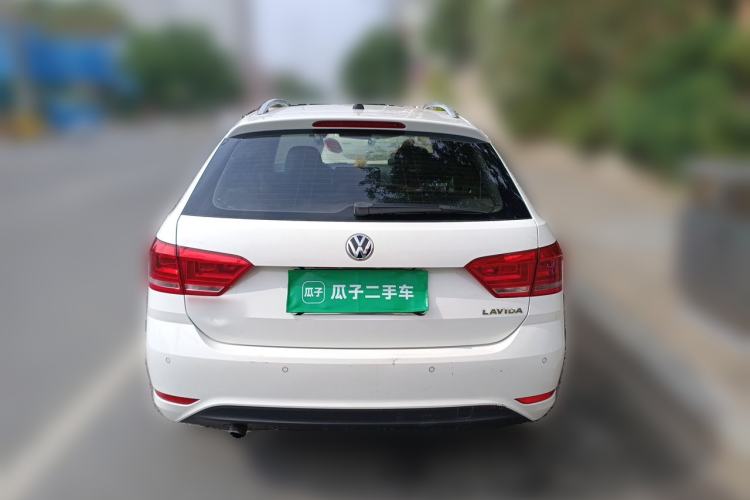 Used Volkswagen Gran Lavida 2015 1.6L Automatic Fashion Edition Rear
