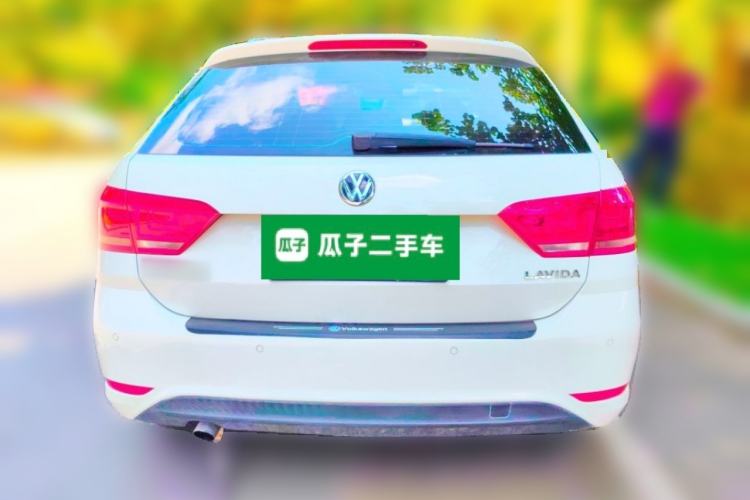 Used Volkswagen Gran Lavida 2015 1.6L Manual Fashion Edition Rear