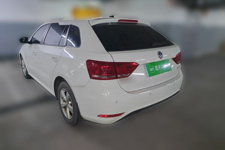 Used Volkswagen Gran Lavida 2015 1.6L Automatic Fashion Edition Rear Left 45 Deg
