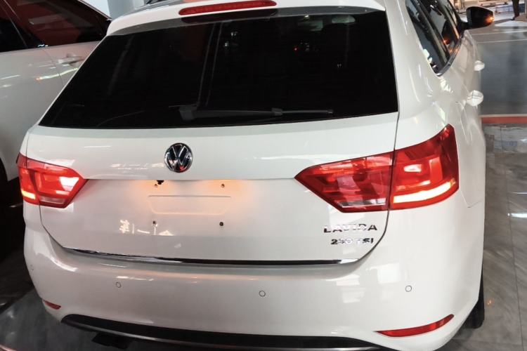 Used Volkswagen Gran Lavida 2015 230TSI DSG Comfort Edition Rear