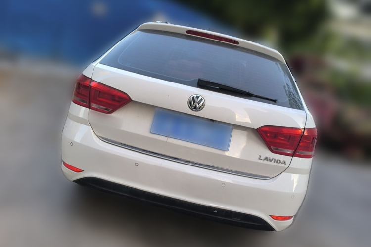 Used Volkswagen Gran Lavida 2015 1.6L Automatic Comfort Edition Rear