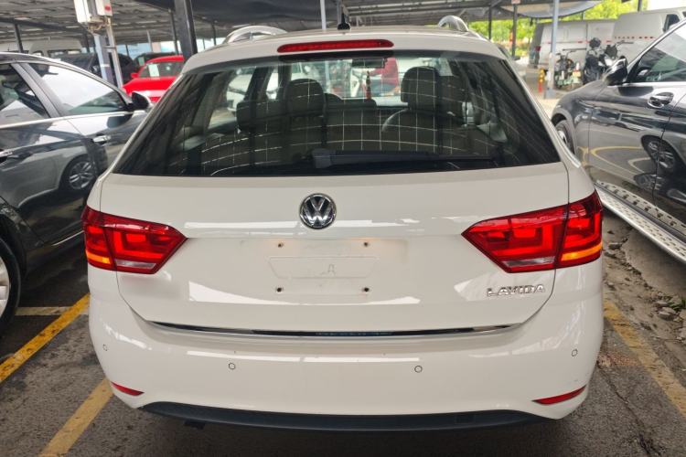 Used Volkswagen Gran Lavida 2015 1.6L Automatic Comfort Edition Rear