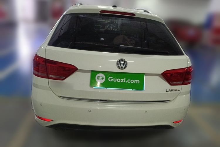 Used Volkswagen Gran Lavida 2015 1.6L Automatic Comfort Edition Rear