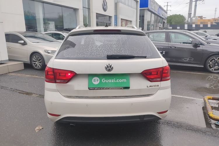 Used Volkswagen Gran Lavida 2015 1.6L Automatic Comfort Edition Rear