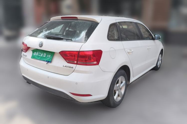 Used Volkswagen Gran Lavida 2015 1.6L Automatic Fashion Edition Rear Right 45 Deg