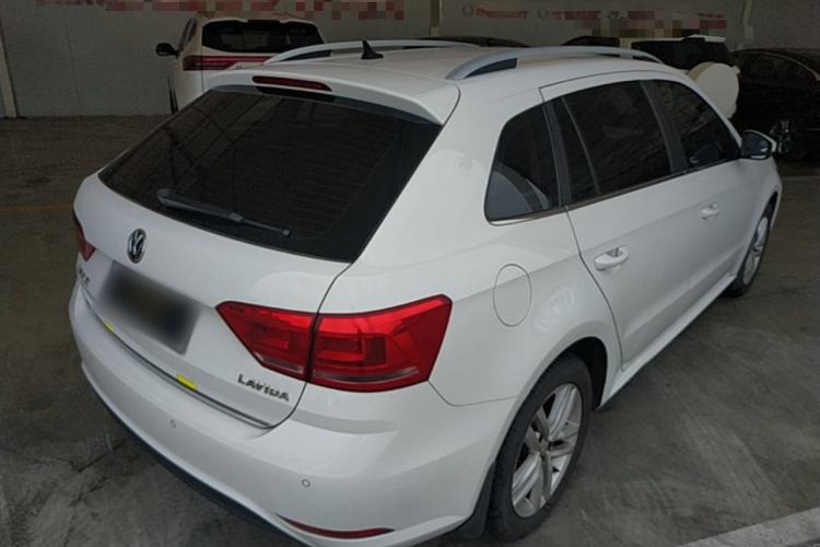Used Volkswagen Gran Lavida 2015 1.6L Automatic Comfort Edition Rear Right 45 Deg