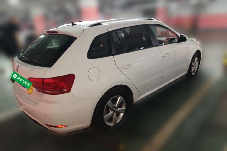 Used Volkswagen Gran Lavida 2015 1.6L Automatic Fashion Edition Rear Right 45 Deg