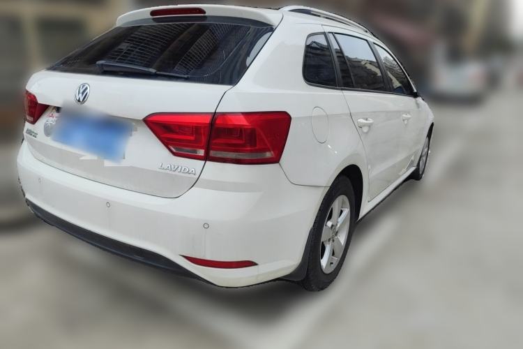 Used Volkswagen Gran Lavida 2015 1.6L Automatic Fashion Edition Rear Right 45 Deg