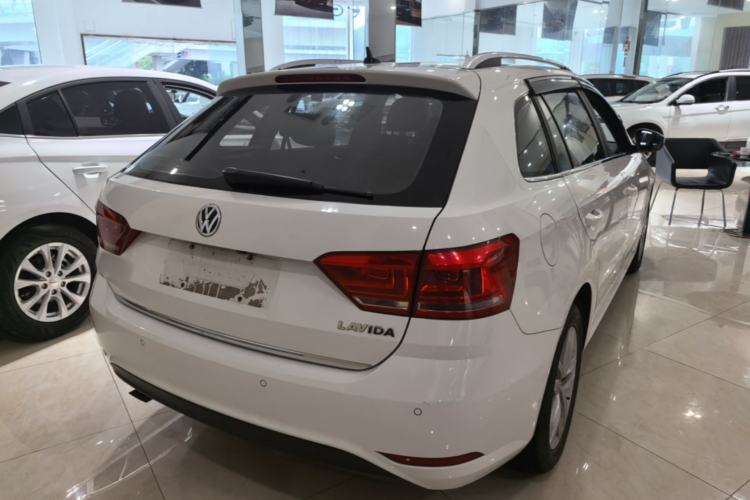 Used Volkswagen Gran Lavida 2015 1.6L Automatic Comfort Edition Rear Right 45 Deg