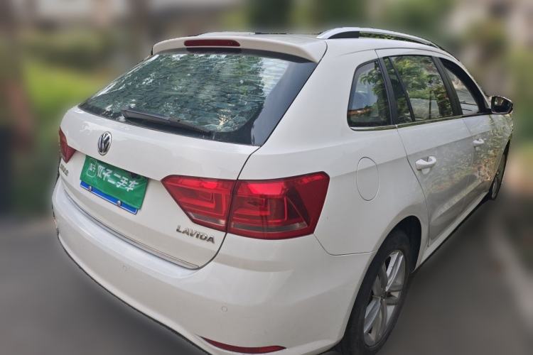 Used Volkswagen Gran Lavida 2015 1.6L Automatic Comfort Edition Rear Right 45 Deg