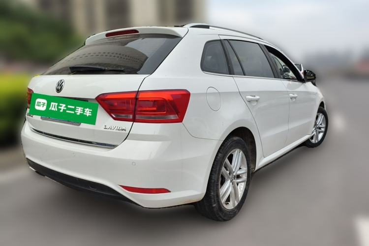 Used Volkswagen Gran Lavida 2015 1.6L Automatic Comfort Edition Rear Right 45 Deg