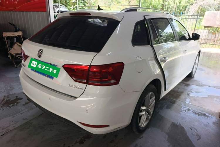 Used Volkswagen Gran Lavida 2015 1.6L Automatic Comfort Edition Rear Right 45 Deg