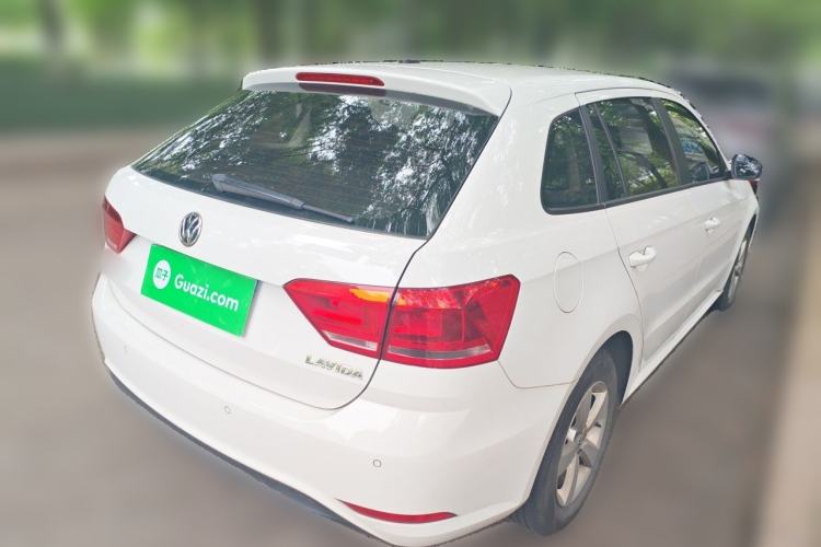 Used Volkswagen Gran Lavida 2015 1.6L Automatic Fashion Edition Rear Right 45 Deg