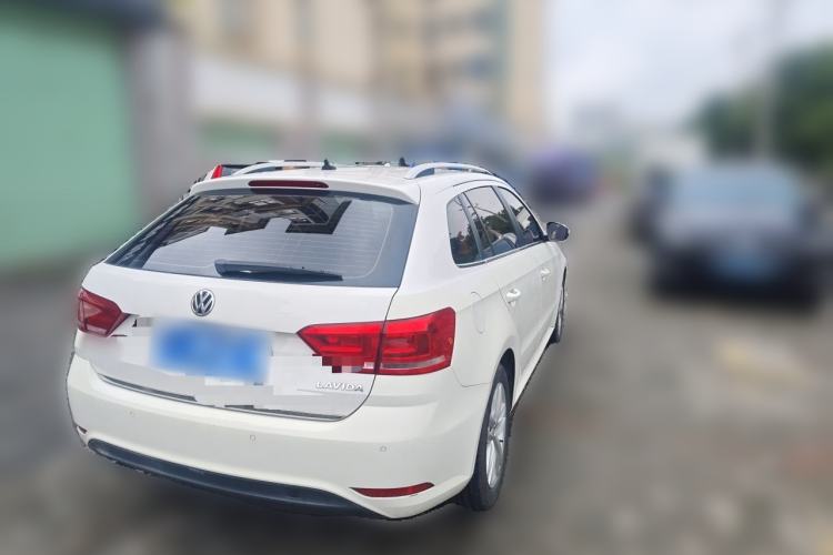 Used Volkswagen Gran Lavida 2015 1.6L Automatic Comfort Edition Rear Right 45 Deg