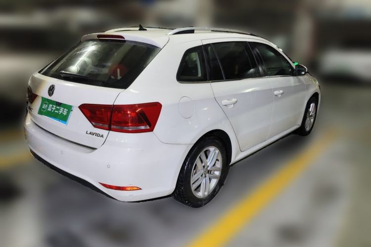 Used Volkswagen Gran Lavida 2015 1.6L Manual Comfort Edition Rear Right 45 Deg