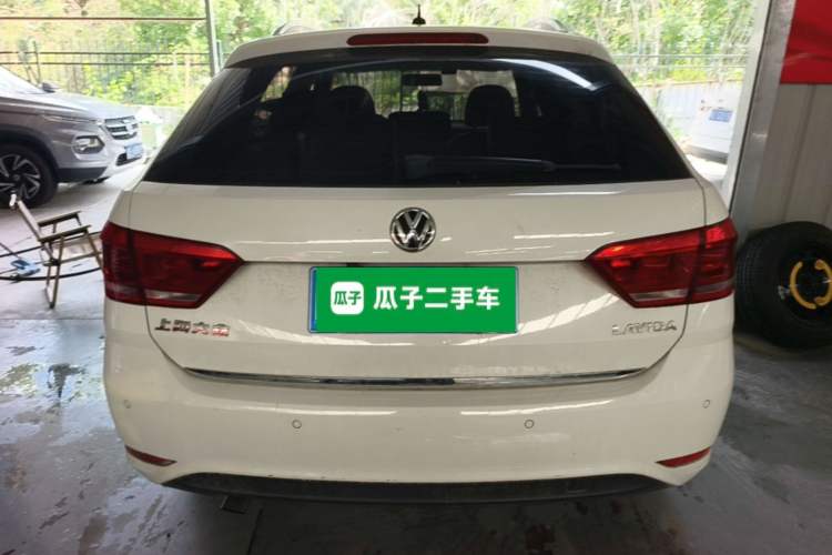 Used Volkswagen Gran Lavida 2015 1.6L Automatic Comfort Edition Rear