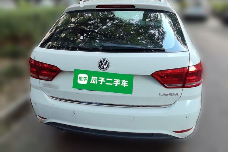 Used Volkswagen Gran Lavida 2015 1.6L Manual Comfort Edition Rear