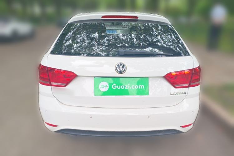 Used Volkswagen Gran Lavida 2015 1.6L Automatic Fashion Edition Rear