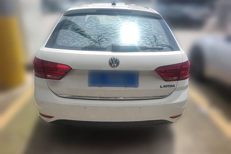 Used Volkswagen Gran Lavida 2015 1.6L Automatic Comfort Edition Rear