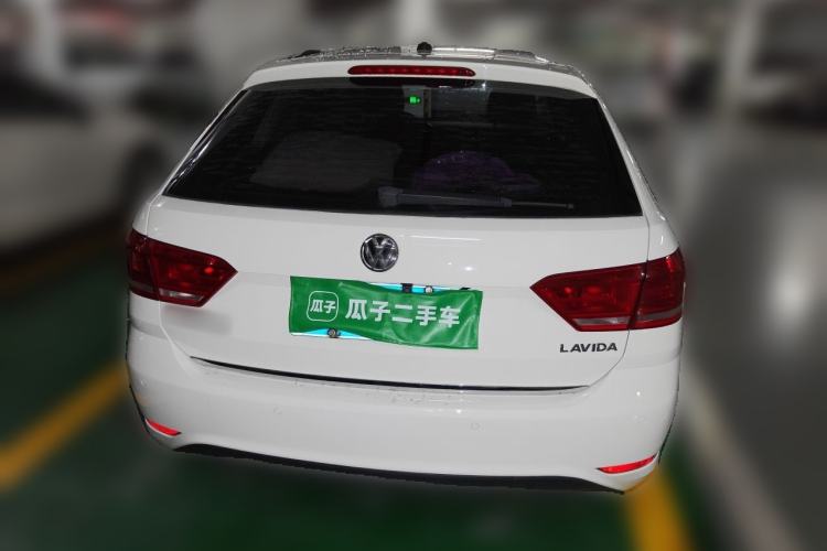 Used Volkswagen Gran Lavida 2015 1.6L Automatic Comfort Edition Rear