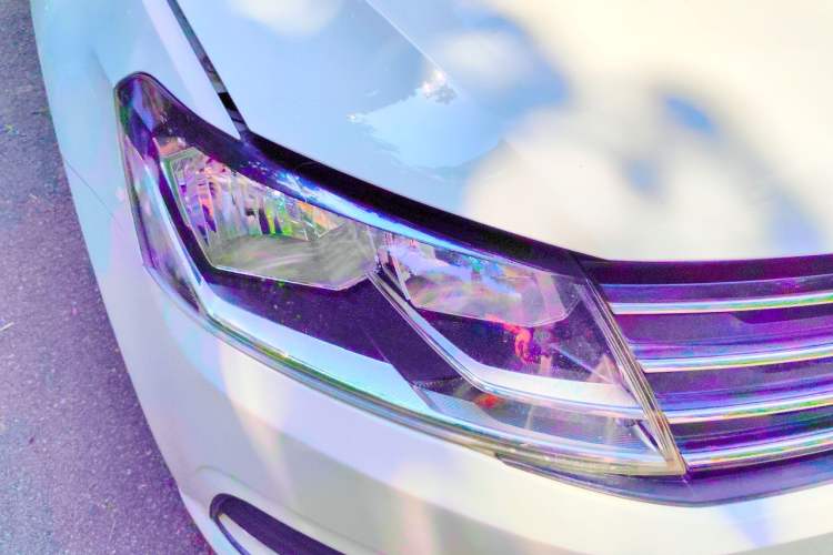 Used Volkswagen Gran Lavida 2015 1.6L Manual Fashion Edition Right Front Headlight