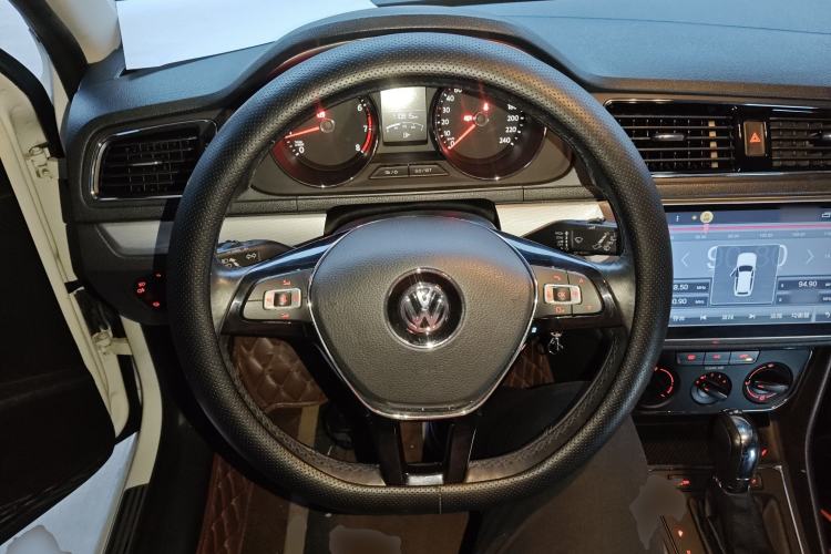 Used Volkswagen Gran Lavida 2015 230TSI DSG Comfort Edition Steering Wheel
