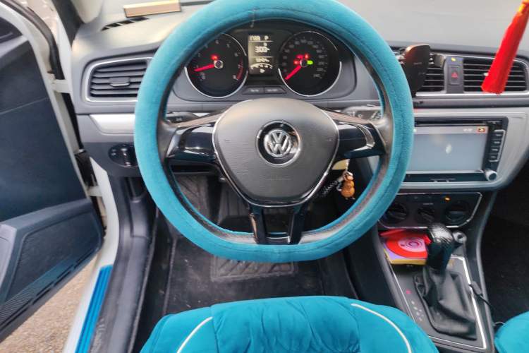 Used Volkswagen Gran Lavida 2015 230TSI DSG Comfort Edition Steering Wheel