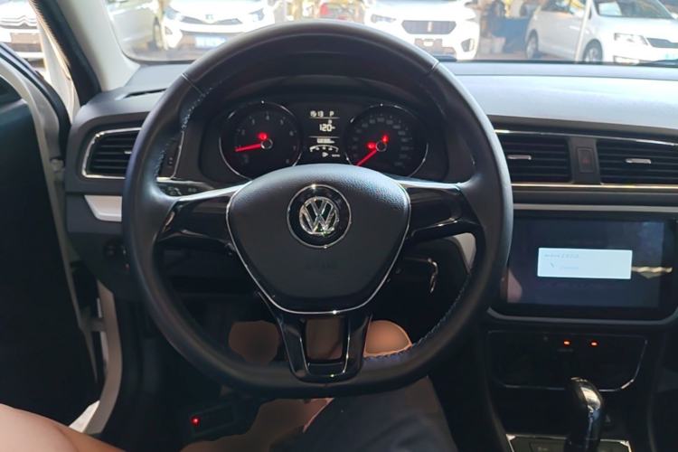 Used Volkswagen Gran Lavida 2015 230TSI DSG Comfort Edition Steering Wheel