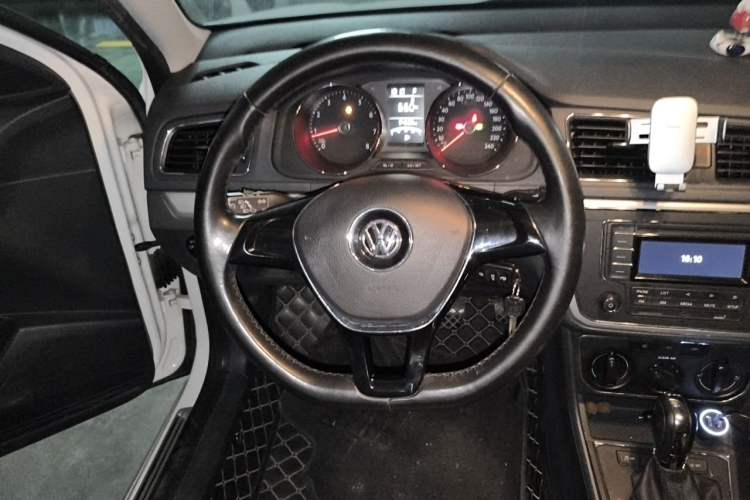 Used Volkswagen Gran Lavida 2015 230TSI DSG Comfort Edition Steering Wheel