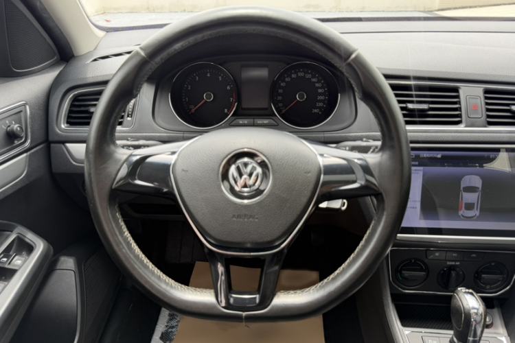 Used Volkswagen Gran Lavida 2015 230TSI DSG Comfort Edition Steering Wheel