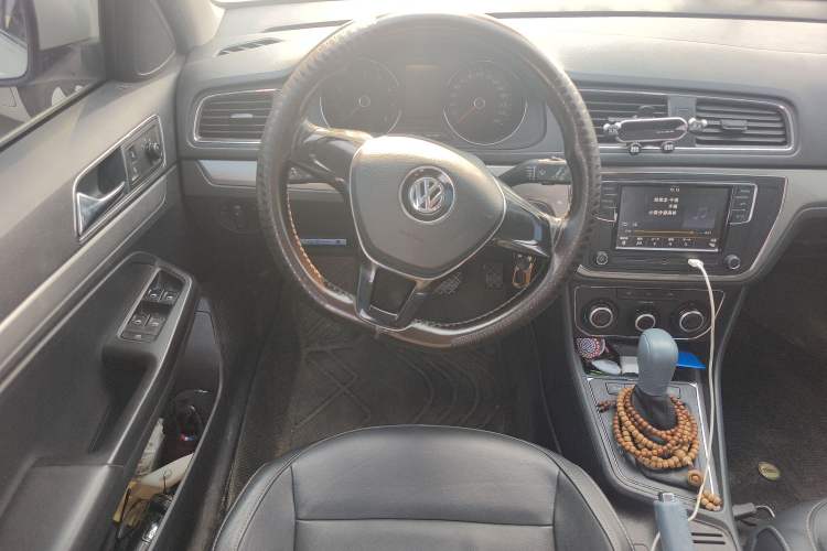 Used Volkswagen Gran Lavida 2015 230TSI DSG Comfort Edition Steering Wheel
