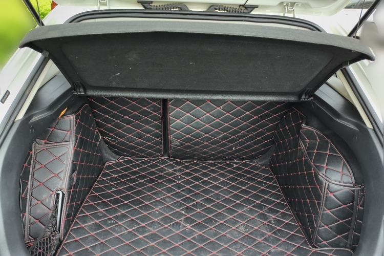 Used Volkswagen Gran Lavida 2015 1.6L Automatic Comfort Edition Trunk