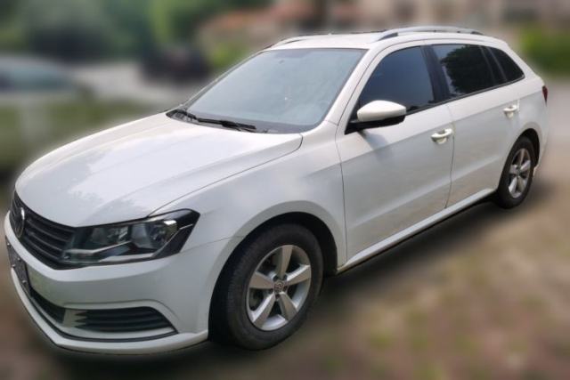 Ojetý Volkswagen Gran Lavida 2015 1.6L Manual Fashion Edition