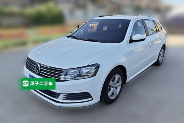 Used Volkswagen Gran Lavida 2015 1.6L Automatic Fashion Edition