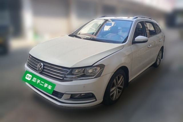 Volkswagen Gran Lavida 2015 230TSI DSG Comfort Edition d’occasion
