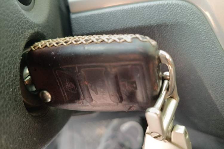 Used Volkswagen Gran Lavida 2015 1.6L Automatic Fashion Edition Vehicle Key