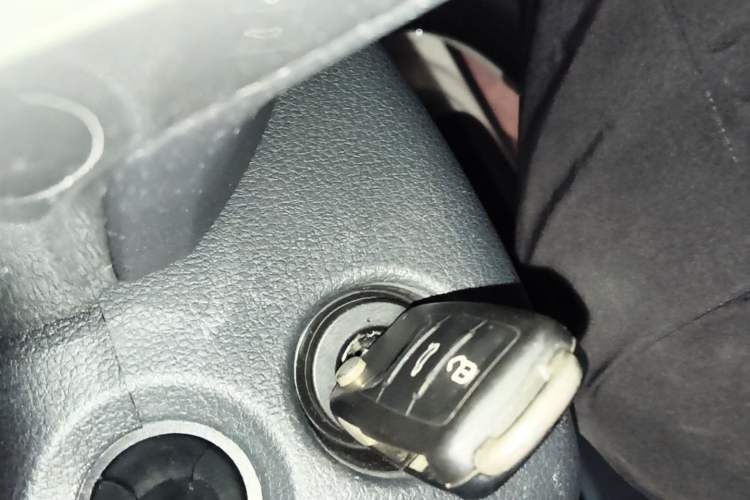 Used Volkswagen Gran Lavida 2015 230TSI DSG Comfort Edition Vehicle Key