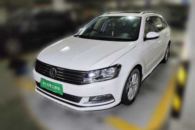 Used Volkswagen Gran Lavida 2015 1.6L Manual Comfort Edition