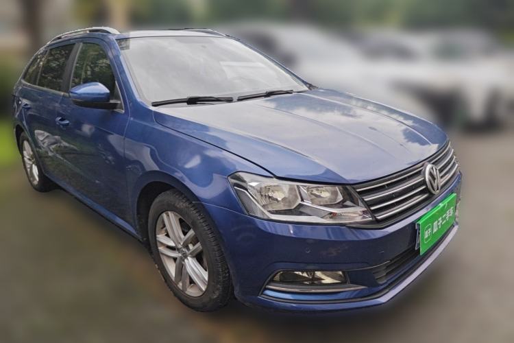 Used Volkswagen Gran Lavida 2017 1.6L Automatic Comfort Edition Front Right 45 Deg