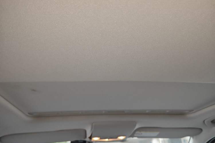 Used Volkswagen Gran Lavida 2017 1.6L Automatic Comfort Edition Headliner