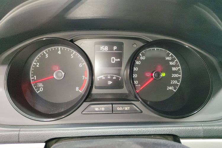 Used Volkswagen Gran Lavida 2017 1.6L Automatic Fashion Edition Instrument Cluster