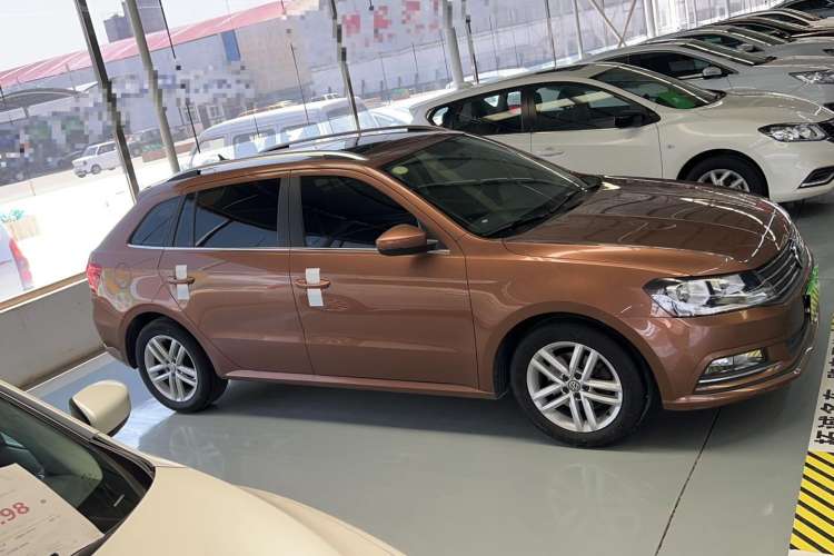 Used Volkswagen Gran Lavida 2017 230TSI DSG Comfort Edition Exterior 2