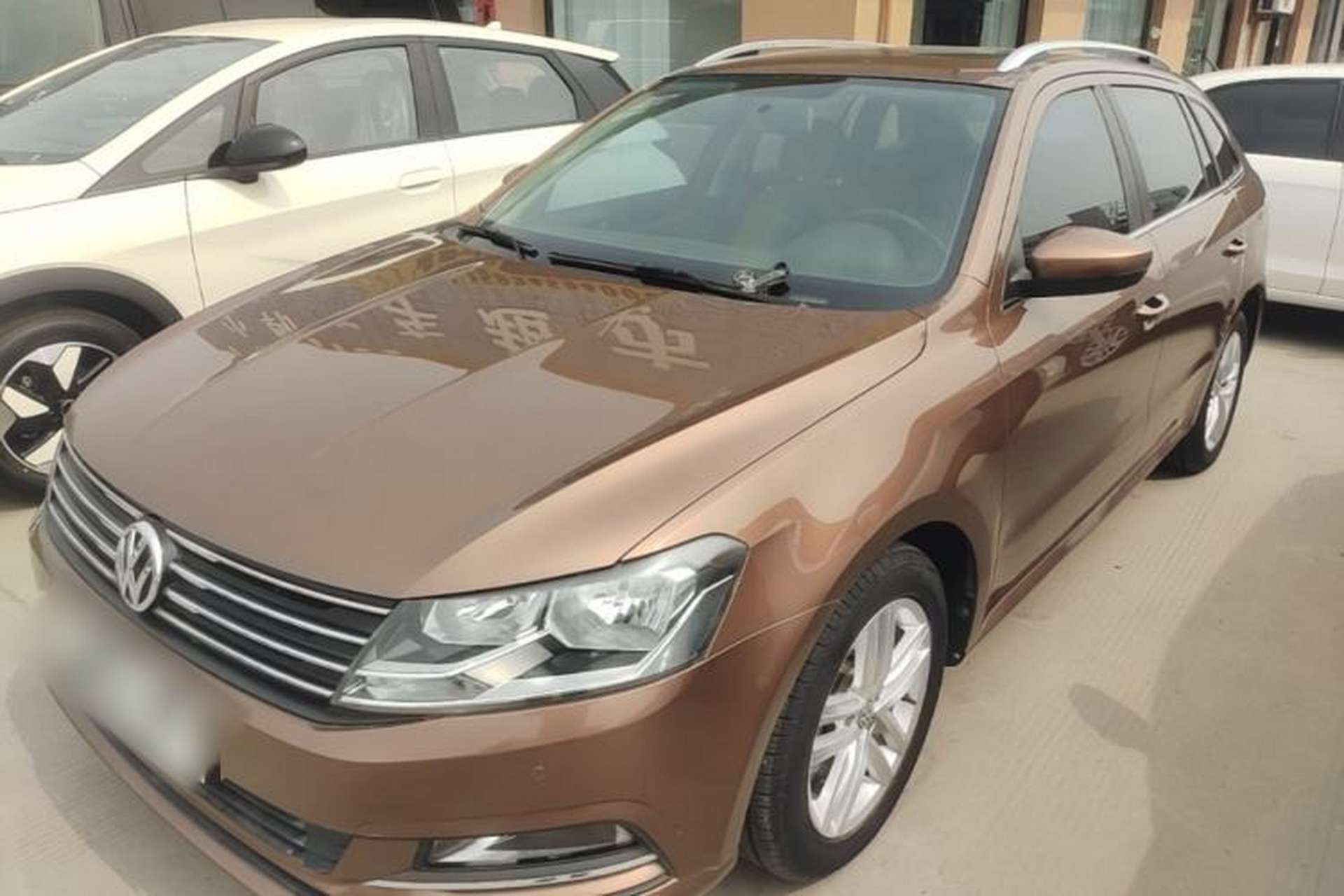 Used Volkswagen Gran Lavida 2017 180TSI DSG Comfort Edition Front Left 45 Deg