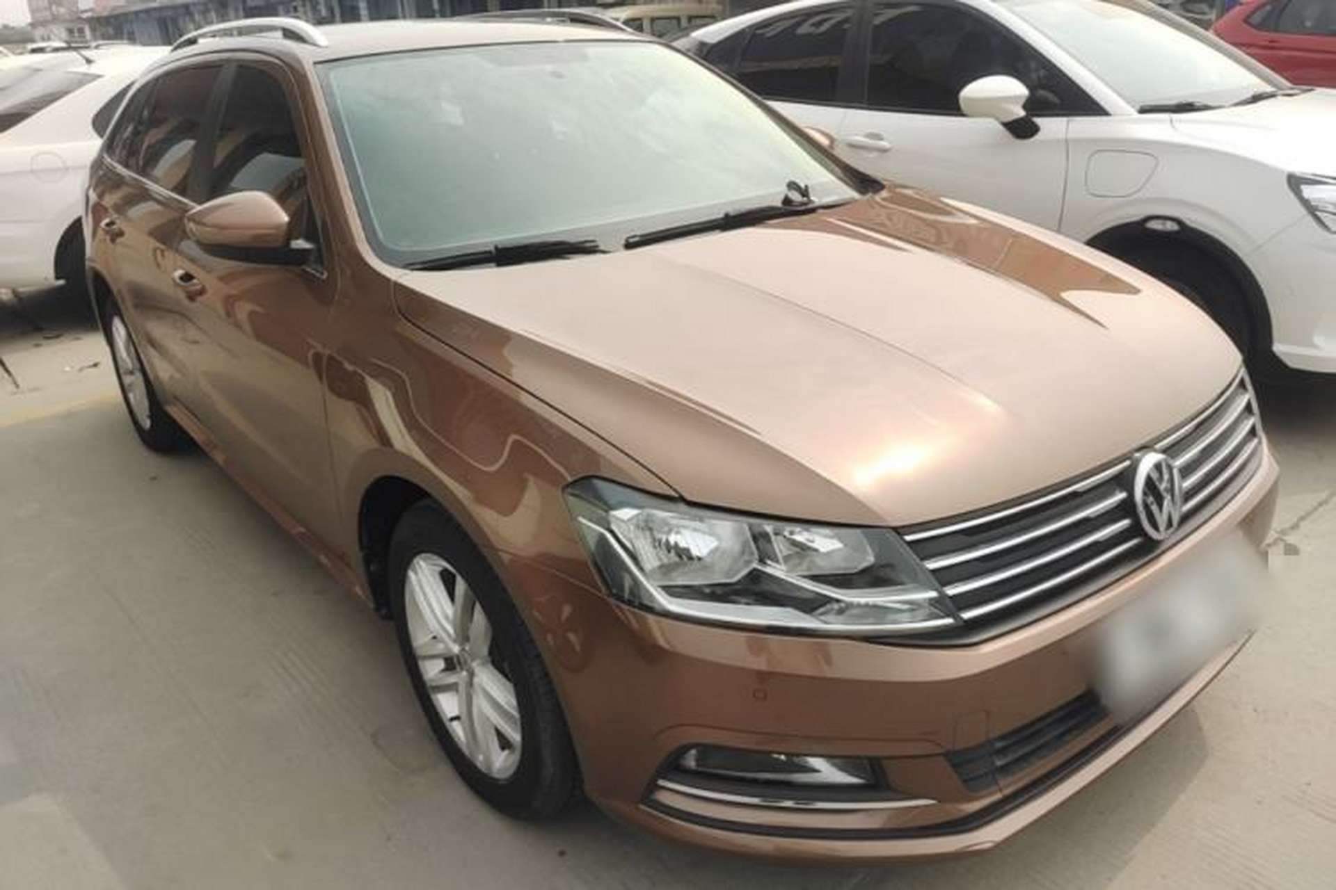 Used Volkswagen Gran Lavida 2017 180TSI DSG Comfort Edition Front Right 45 Deg