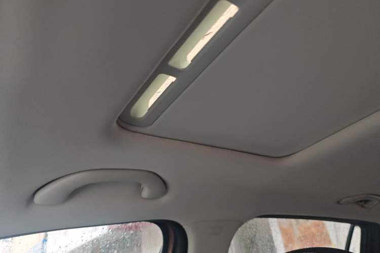 Used Volkswagen Gran Lavida 2017 180TSI DSG Comfort Edition Headliner